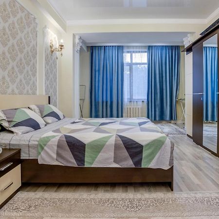 2-Ком Квартира Apartment Bishkek Exterior photo